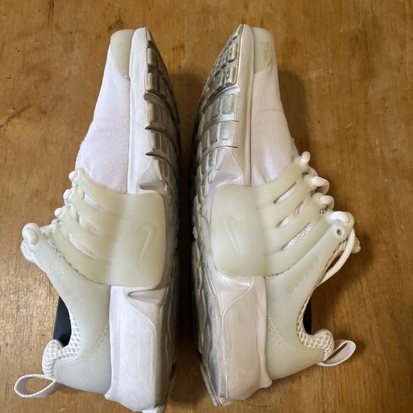 NIKE Presto (GS) Triple White Running Shoe MEN'S SIZE: 7Y (833875-100) - Picture 5 of 10
